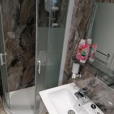 Pleasure Beach Apartment With Garden Скегнесс Экстерьер фото