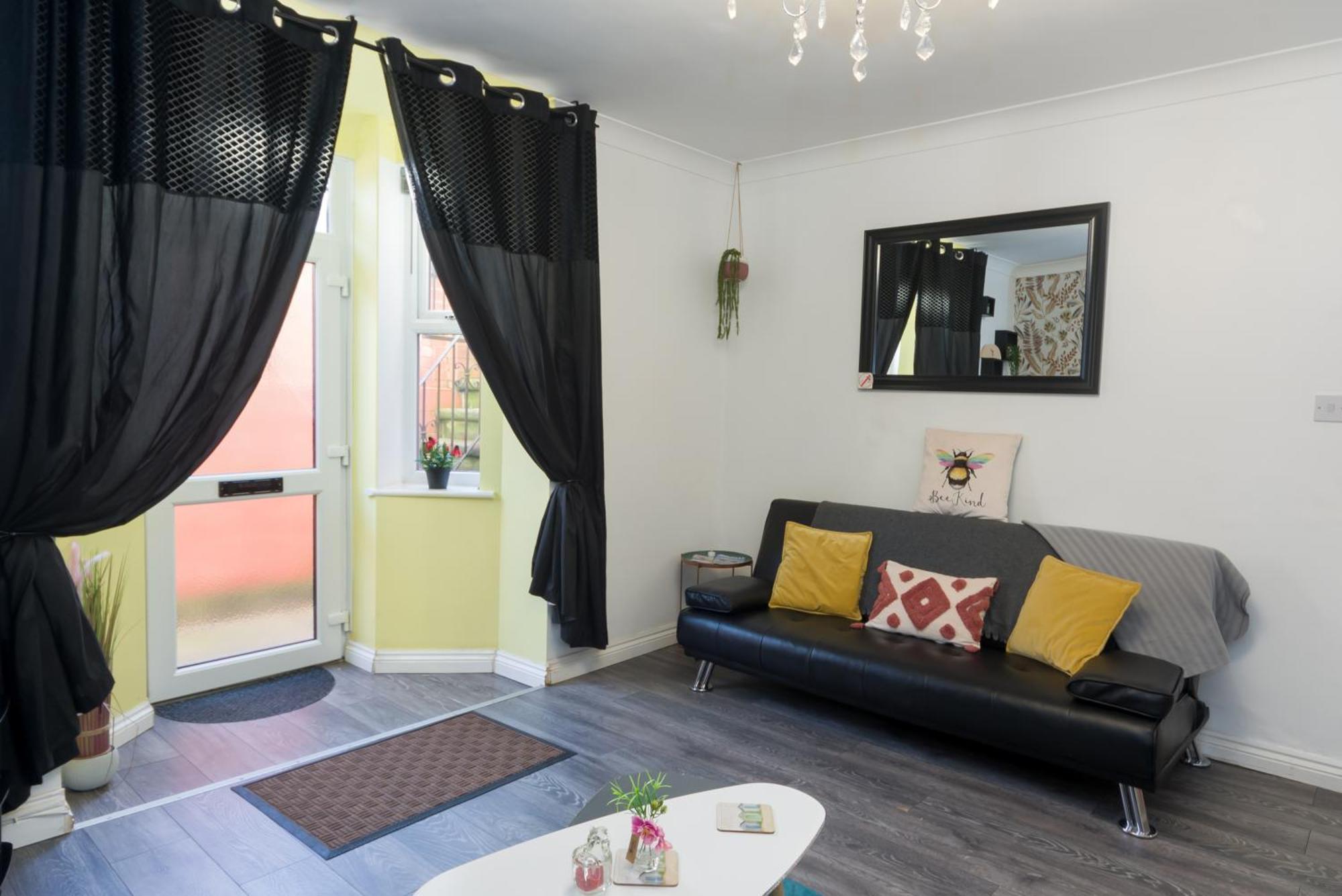 Apartment Pleasure With Garden